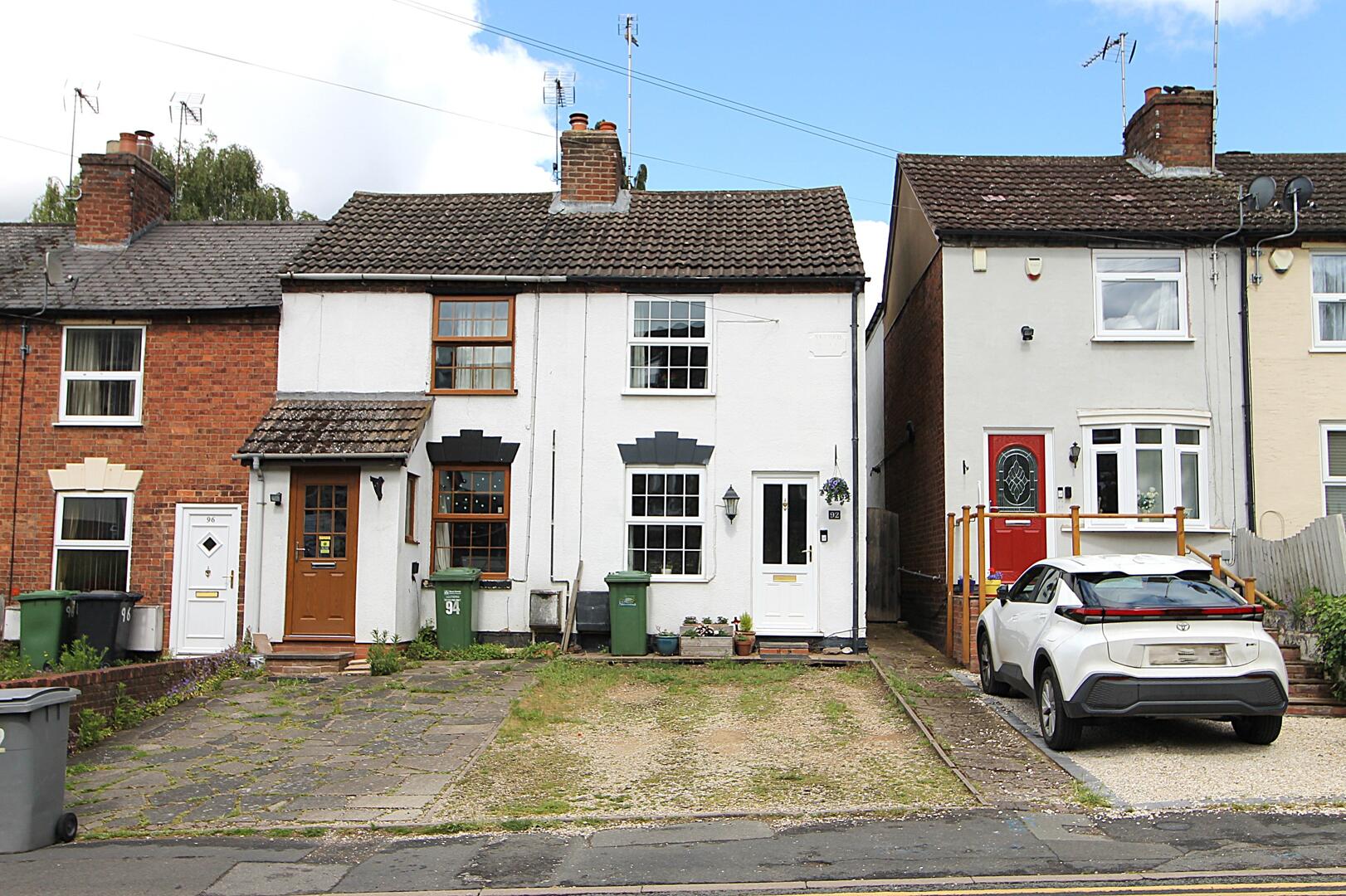 2 bed property in Castle Road, Kidderminster